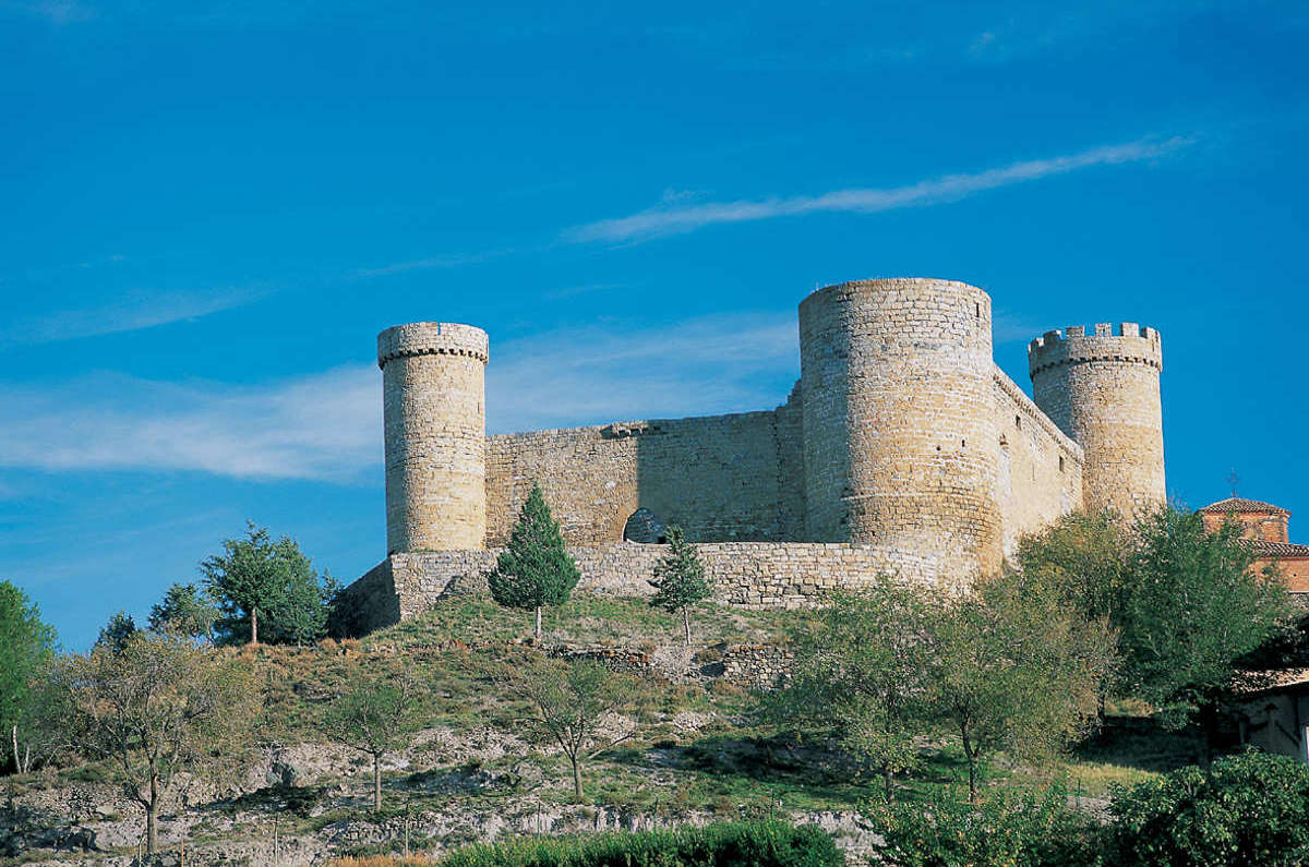 En este momento estás viendo Castillo de los Luna (Cornago)